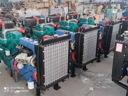 柴油發(fā)電機組 柴油發(fā)電機組